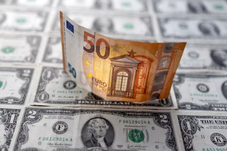 O que explica a queda tão acentuada do euro