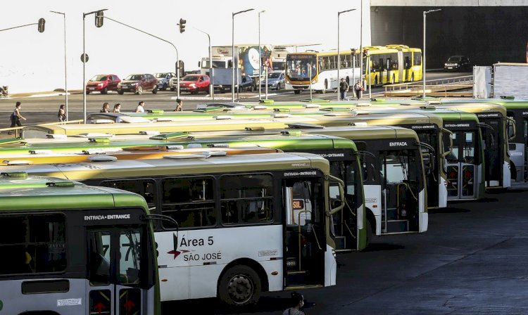 Exame toxicológico para motoristas de ônibus e caminhão tem novo prazo