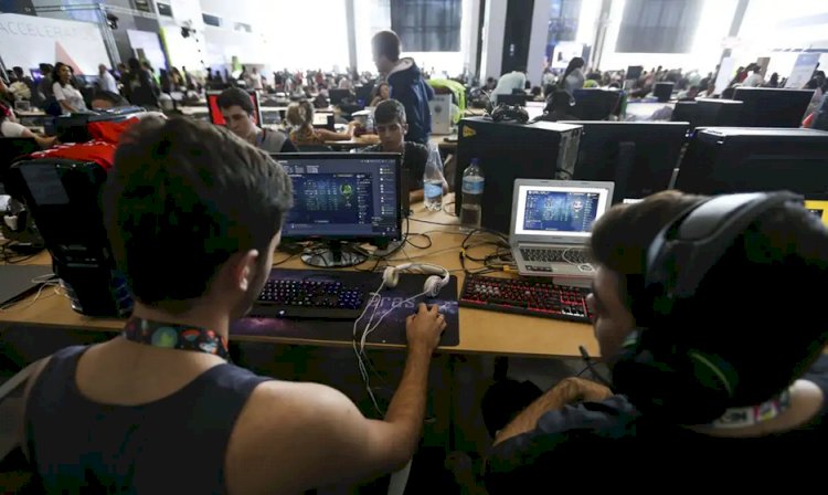 Em São Paulo, biblioteca recebe evento 24h sobre segurança digital