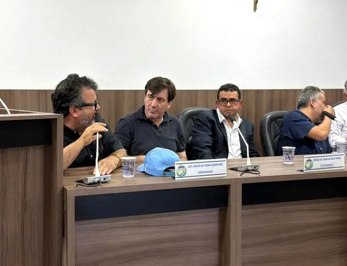 Zeca do PT, Carlos Bernardo e Vander Loubet firmam compromisso com o futuro de Santa Rita do Pardo