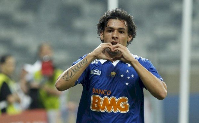 Flamengo deseja contratação de meia Gabriel, do Benfica