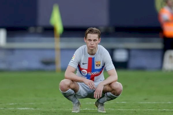 Jornal revela que De Jong está furioso com sua situação no Barcelona