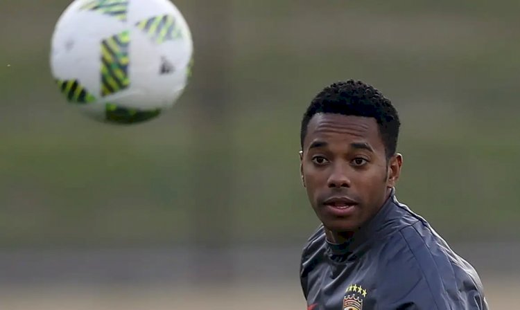 Defesa de Robinho entra com novo habeas corpus no Supremo