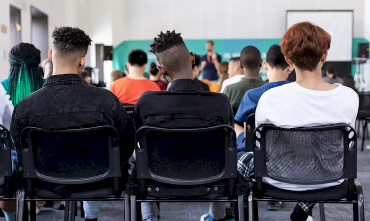 Brasil tem pelo menos 9 mil estudantes trans matriculados nas escolas