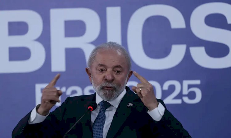Lula afirma que Brics representa nova forma de fazer política