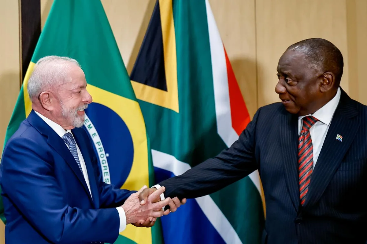 Brasil propõe parceria com África do Sul para explorar terras raras e agregar valor aos recursos naturais